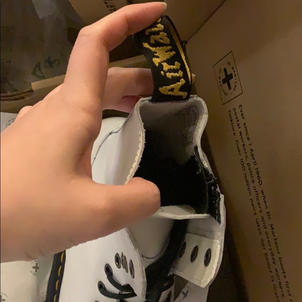 Dr. Martens Jadon Platform boots LAST 2 DAYS - Picture 10 of 10